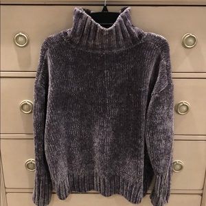 Grey chenille turtleneck